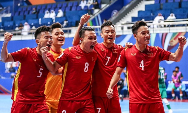 Futsalnationalmannschaft Vietnams macht Trainingstour in Südamerika