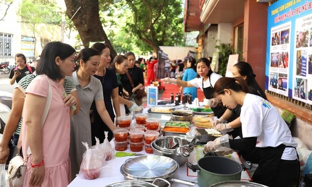 Hai Phong: Markttag zur Vorstellung der südkoreanischen Kochkunst