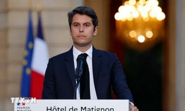 Frankreich: Präsident Macron bittet Premierminister Attal, im Amt zu bleiben
