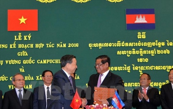 越南公安部长苏林对柬埔寨进行工作访问