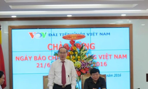 越南祖国阵线将继续与媒体在监督和社会论证工作中良好配合