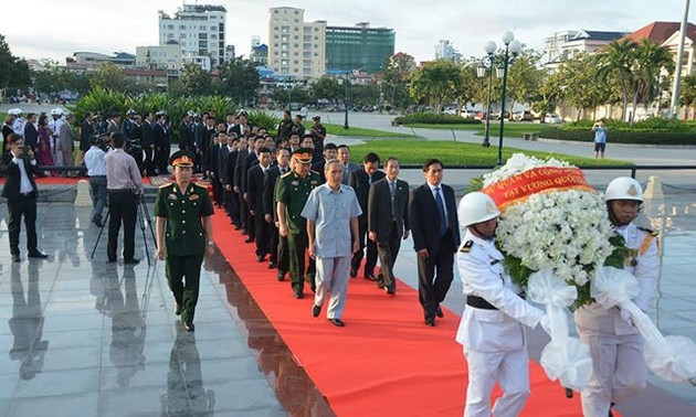 越南人民军建军纪念活动在柬埔寨举行