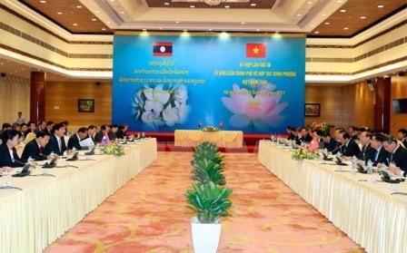 老挝媒体高度评价越老政府间合作委员会第三十九次会议取得的成功