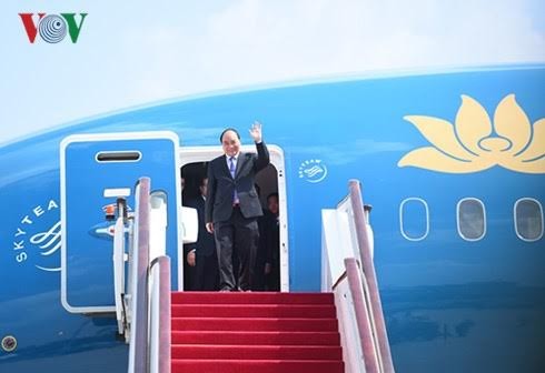 越南政府总理阮春福启程对美国进行正式访问