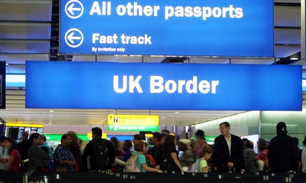 英国承诺在脱欧后将允许欧盟公民免签入境