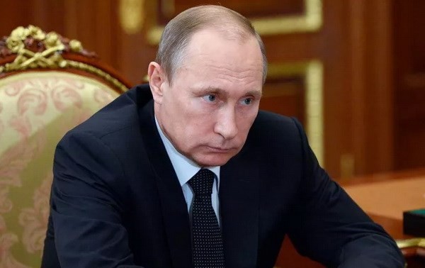 俄罗斯总统选举：普京亲自递交参加2018年总统选举的文件