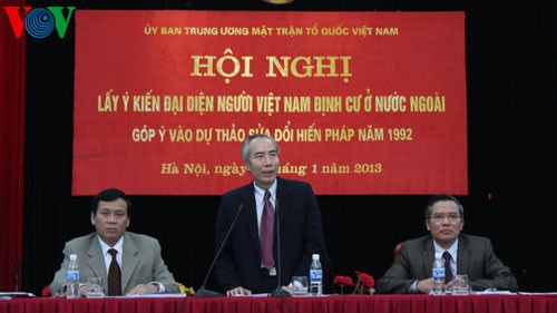 Vietnamesen im Ausland äußern Meinungen zum Entwurf der geänderten Verfassung