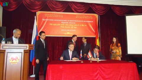 Unternehmer Vietnams und Russlands unterzeichnen Vereinbarungen in Landwirtschaft und Tourismus