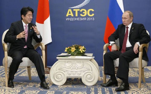 Russland und Japan einigen sich auf Verhandlung über Territorium
