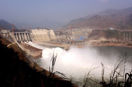 Parlamentarier hören Bericht zum Masterplan der Wasserkraftwerke