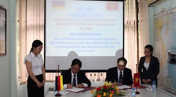 Deutsche Batschka Stiftung hilft beim Schulbau in Ha Tinh und Quang Nam