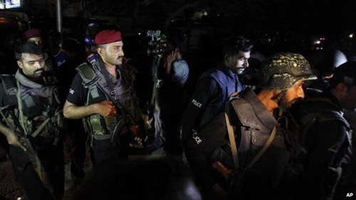 Terroranschlag auf Flughafen in Karachi 