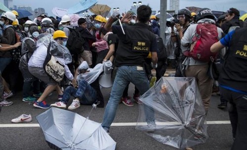 Hongkongs Verwaltungschef ruft Demonstranten zum Stopp von Protesthandlungen auf