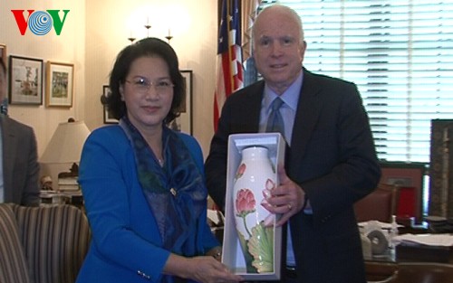 Vizeparlamentspräsidentin Nguyen Thi Kim Ngan schließt ihren USA-Besuch ab