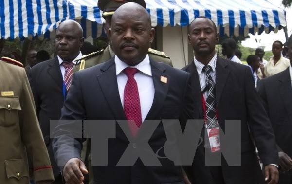 Burundis Präsident tritt zum ersten Mal nach dem Putschversuch auf