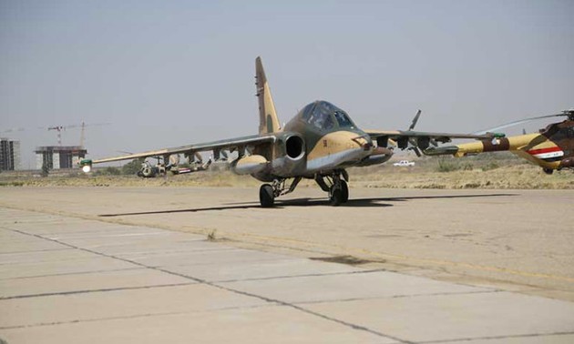 Irak: Bombe fällt aus Kampfjet 