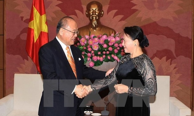 Vizeparlamentspräsidentin Nguyen Thi Kim Ngan empfängt Berater der Japan-Vietnam-Abgeordnetengruppe
