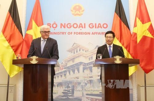 Vietnam und Deutschland unterstützen sich gegenseitig auf multilateralen Foren