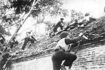 Erinnerungen an Hanoi im Winter 1946 durch geschichtliche Gegenstände