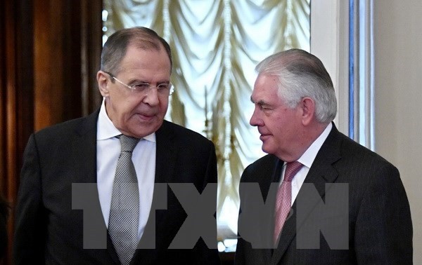 Außenminister Russlands und der USA wollen Meinungsverschiedenheiten bei Syrien-Problem lösen