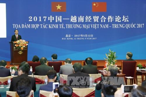 Staatspräsident nimmt an Vietnam-China-Forum für Wirtschafts- und Handelszusammenarbeit teil