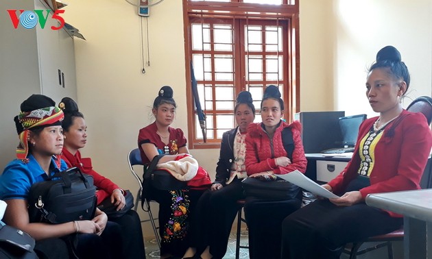 Beamtin der Xinh Mun engagiert sich für Arbeit der Frauenunion