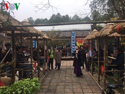 Thua Thien-Hue eröffnet Tempelfest Huyen Tran