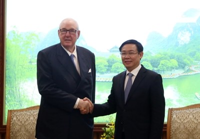 Vizepremierminister Vuong Dinh Hue trifft Vorstandschef von Jardines Matheson