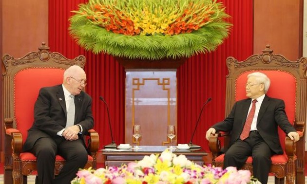 KPV-Generalsekretär Nguyen Phu Trong empfängt Australiens Generalgouverneur