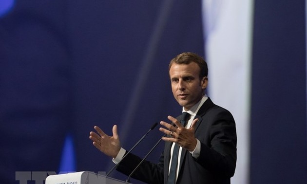 Frankreichs Präsident kritisiert die USA, Wirtschaftlichen Nationalismus zu schaffen