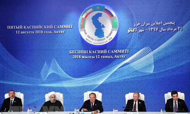 Fünf Staaten unterzeichnen Abkommen über Status des Kaspischen Meeres