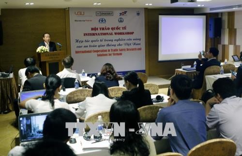 Verstärkung internationaler Zusammenarbeit bei der Verbesserung der Verkehrssicherheit in Vietnam