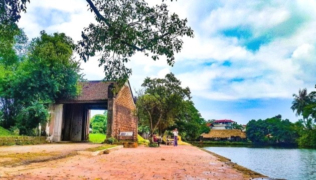 Altes Dorf Duong Lam ist offiziell ein Touristenziel Hanois geworden