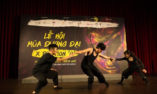 Festival für zeitgenössischen Tanz Xposition ‚O‘ in Vietnam angekommen