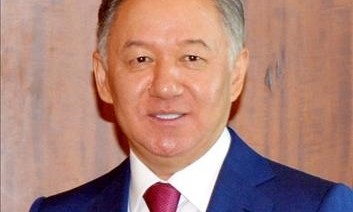 Präsident des kasachischen Unterhauses Nurlan Nigmatulin beginnt seinen Vietnambesuch