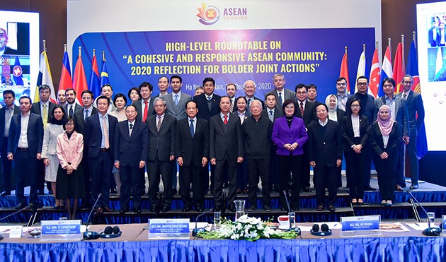 Internationales Forum zum Schluss des ASEAN-Vorsitzjahres 2020 Vietnams