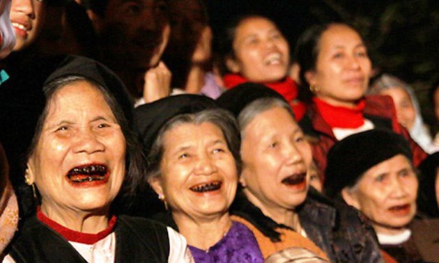 Tag für vietnamesische Senioren: die Schönheit der Alten