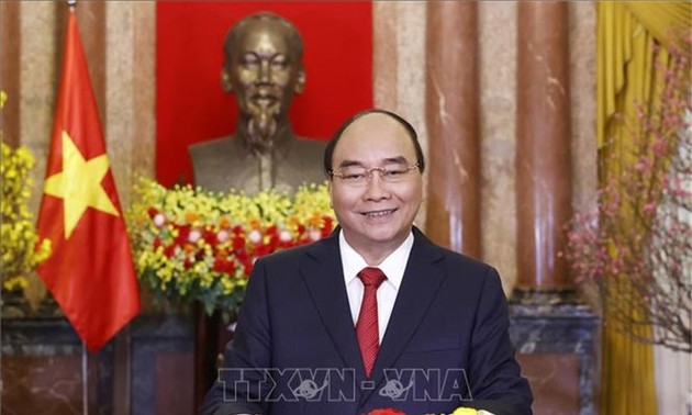 Glückwunsch zum Neujahr des Staatspräsidenten Nguyen Xuan Phuc