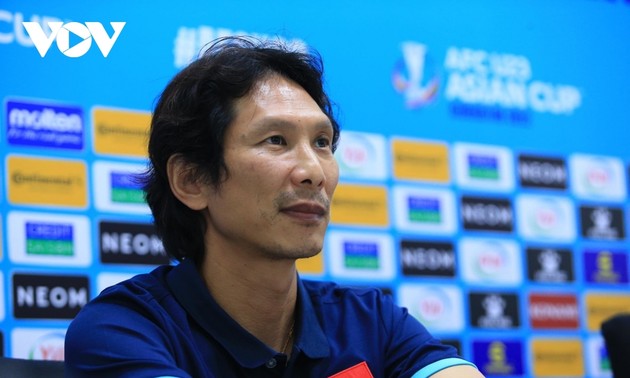 Trainer Gong Oh Kyun verabschiedet U23-Fußballmannschaft Vietnams
