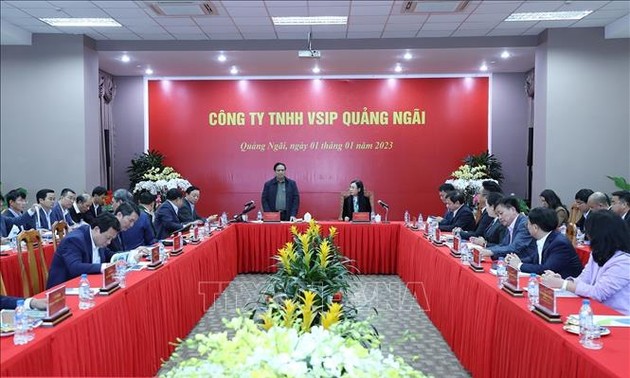 Premierminister Pham Minh Chinh besucht wichtige Wirtschaftsstätten in Quang Ngai