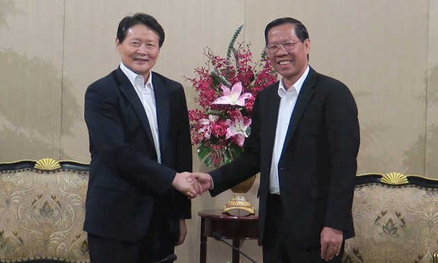 Leitung von Ho-Chi-Minh Stadt empfängt Vorsitzenden des Forschungskomitees zum Parteiaufbau Chinas
