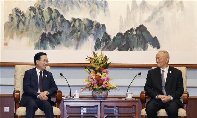 Staatspräsident Vo Van Thuong trifft Leiter des Generalsekretariats der KP Chinas Cai Qi