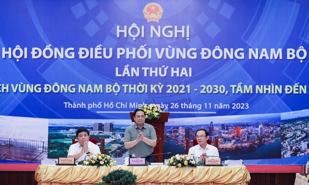 Premierminister Pham Minh Chinh leitet Beratungskonferenz zur Planung des Südostens