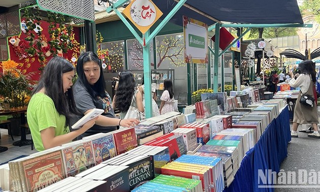 Über 16.000 Bücher bei der landesweiten Buchmesse vorgestellt