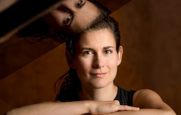 Sun Symphony Orchestra und Pianistin Anna Polonsky treten bei „Let Her Shine“ auf
