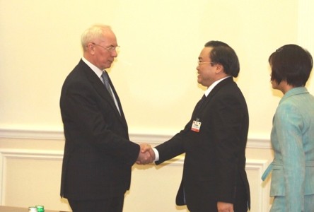 Deputi PM Vietnam, Hoang Trung Hai berkunjung di Ukraina