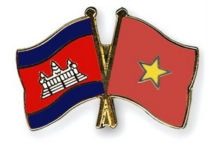Pertemuan dengan provinsi-provinsi Kerajaan Kamboja untuk menyambut Hari Raya Tet