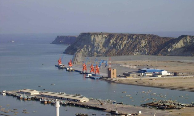Pakistan menyerah-terimakan pelabuhan strategis Gwadar kepada Tiongkok