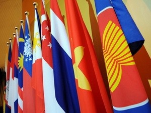 ASEAN membantu Myanmar siap menerima peranan keketuaan ASEAN pada  tahun 2014
