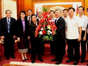 Aktivitas-aktivitas menyambut Hari Nasional Vietnam (2 September) di luar negeri